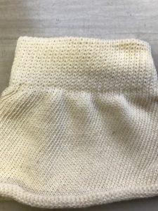 ニット編み手首