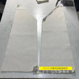 袖付き前掛け　後ろ身ごろ